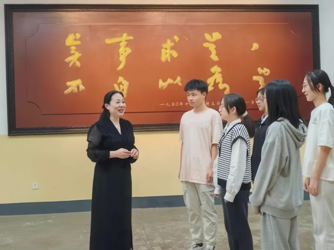 “国育平”重磅评论：千帆竞发 加快建设教育强国